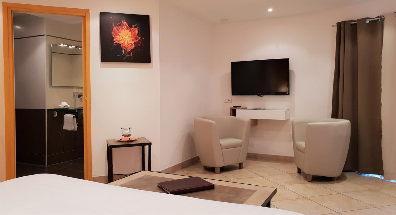 Private Hotel - Adult Only ปอร์โต-เวคคีโอ ภายนอก รูปภาพ