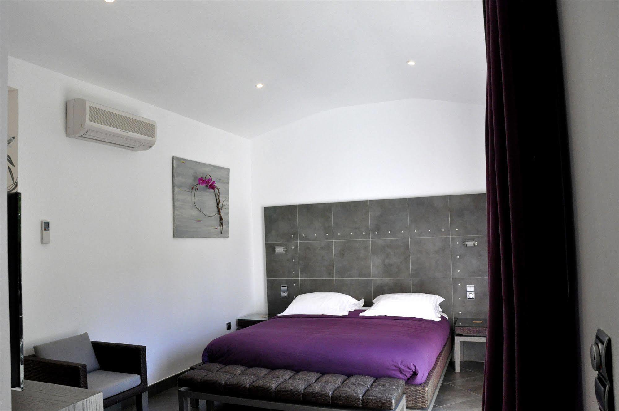 Private Hotel - Adult Only ปอร์โต-เวคคีโอ ภายนอก รูปภาพ